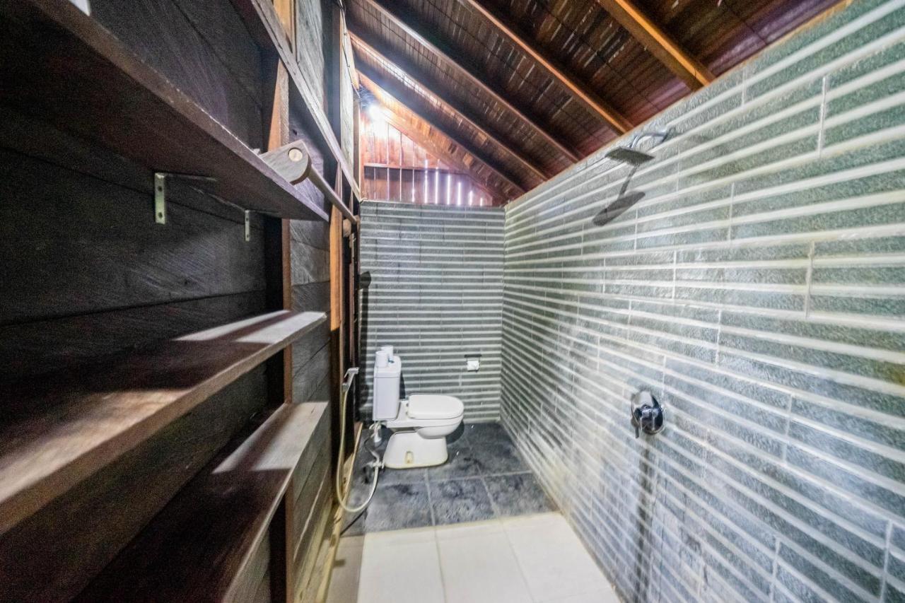 Tropical Canggu Hostel Exterior photo