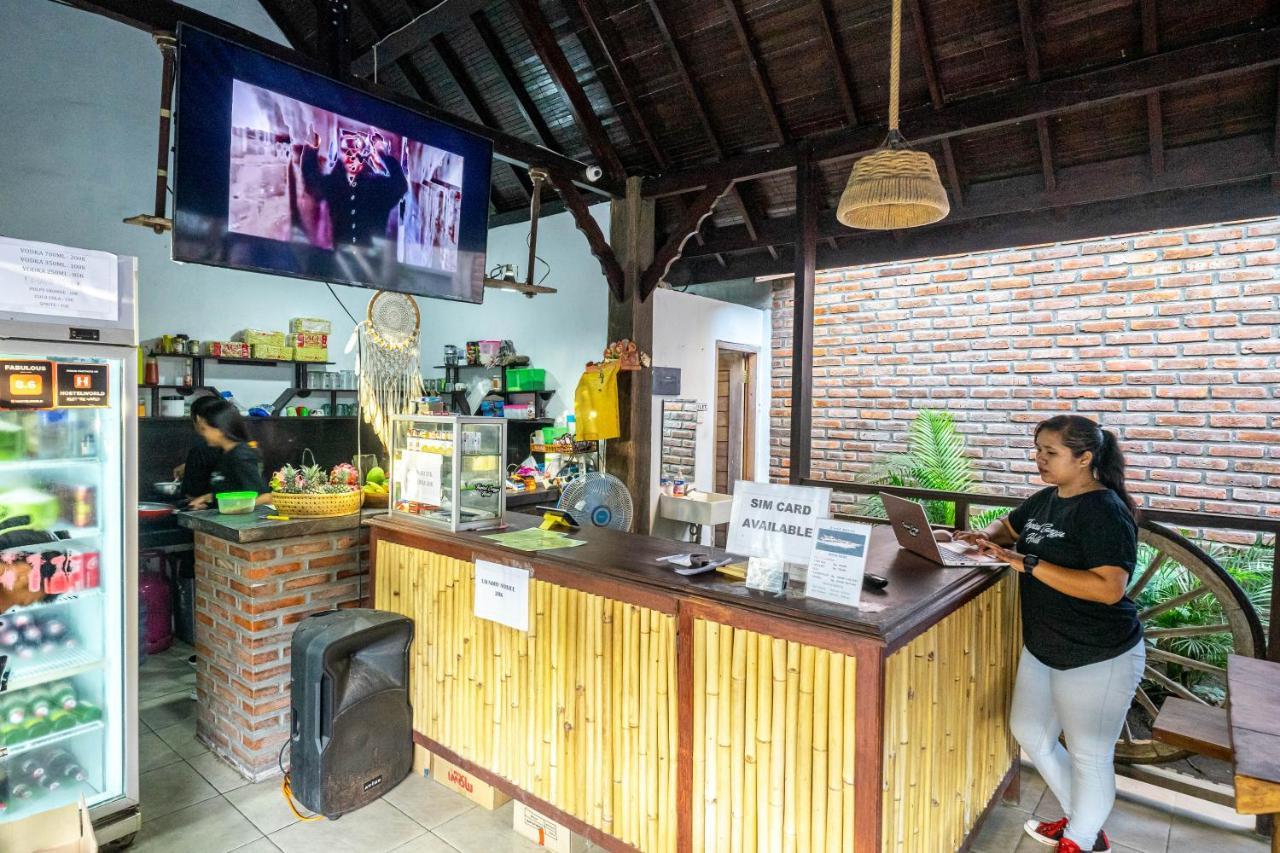 Tropical Canggu Hostel Exterior photo