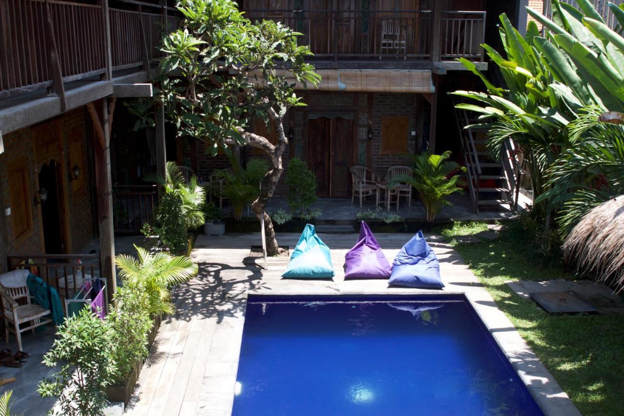 Tropical Canggu Hostel Exterior photo